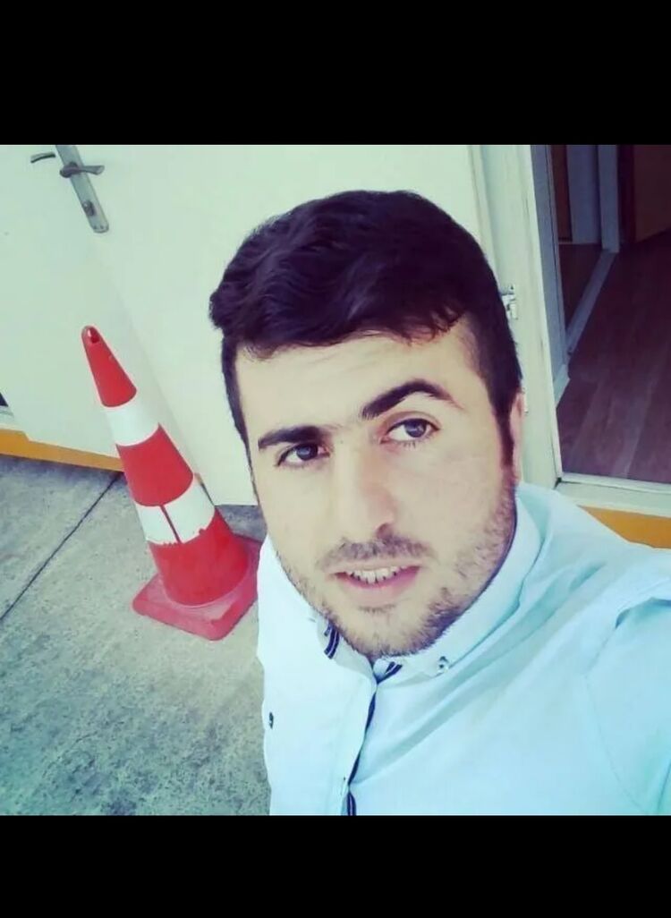  42729722  Aliq, 29 ,    
