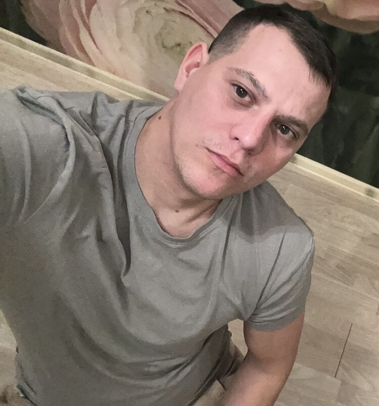  46095042  Igor, 29 ,    