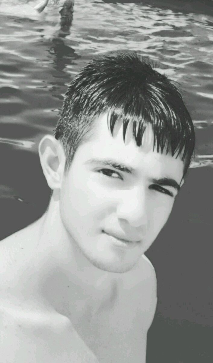  19176672  Hayko, 24 ,    