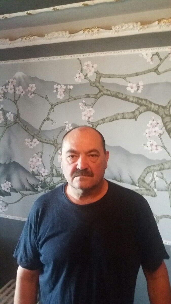  ,   Oleg, 65 ,   ,   , c 