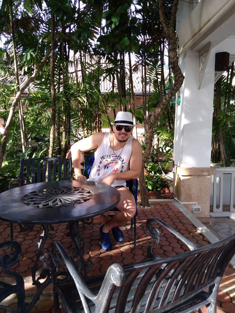  Spring Park,   Xurshid, 45 ,   ,   , c 