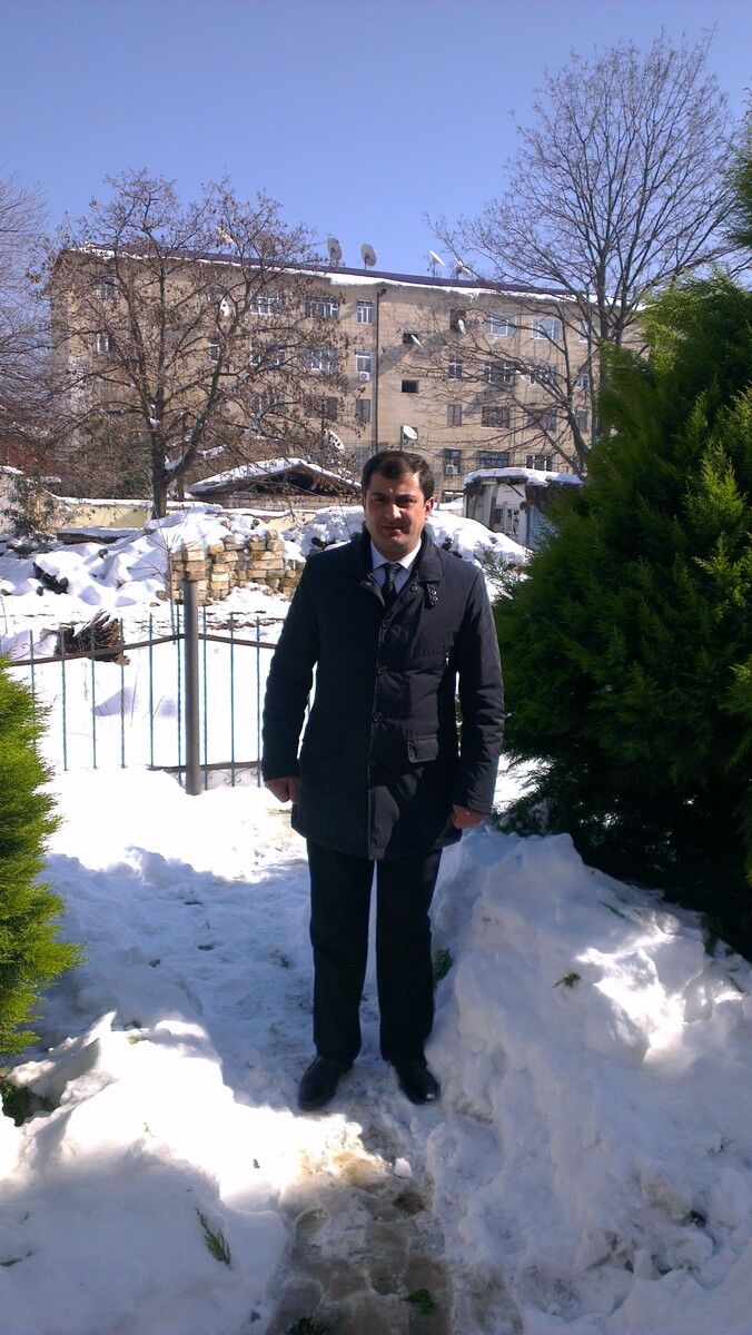  4027052  Vacib deyil, 45 ,    