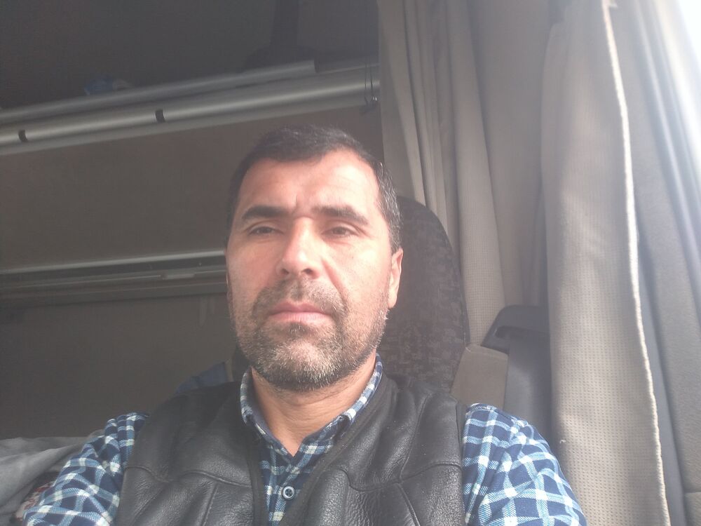  30561832  , 47 ,    