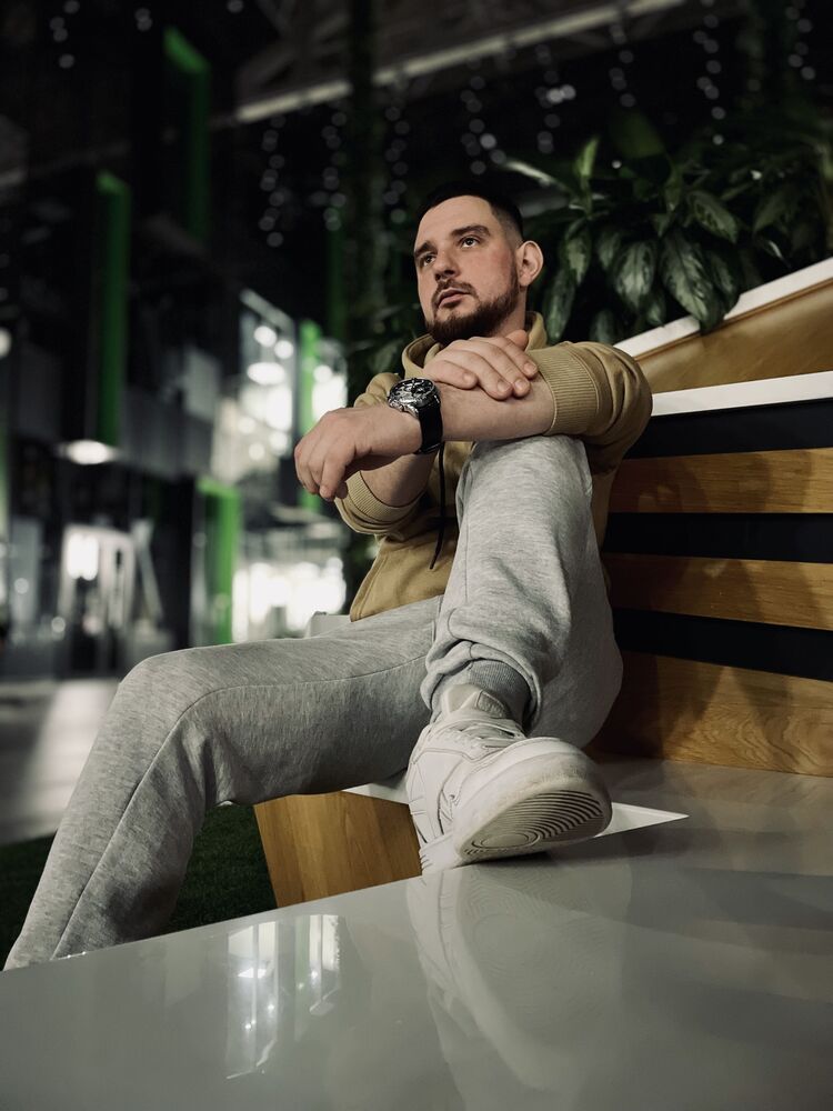  44802072  , 33 ,    -