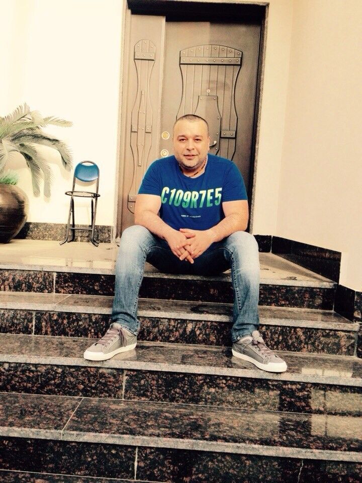  ,   Ashraf, 49 ,   ,   , c 