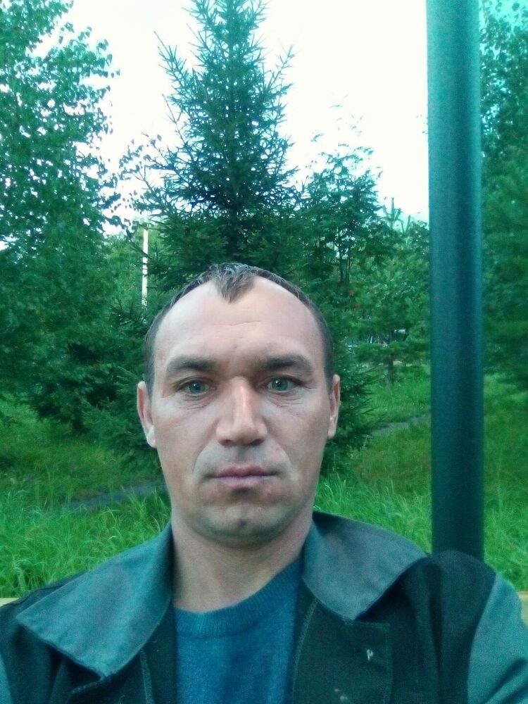  28522132  , 44 ,    