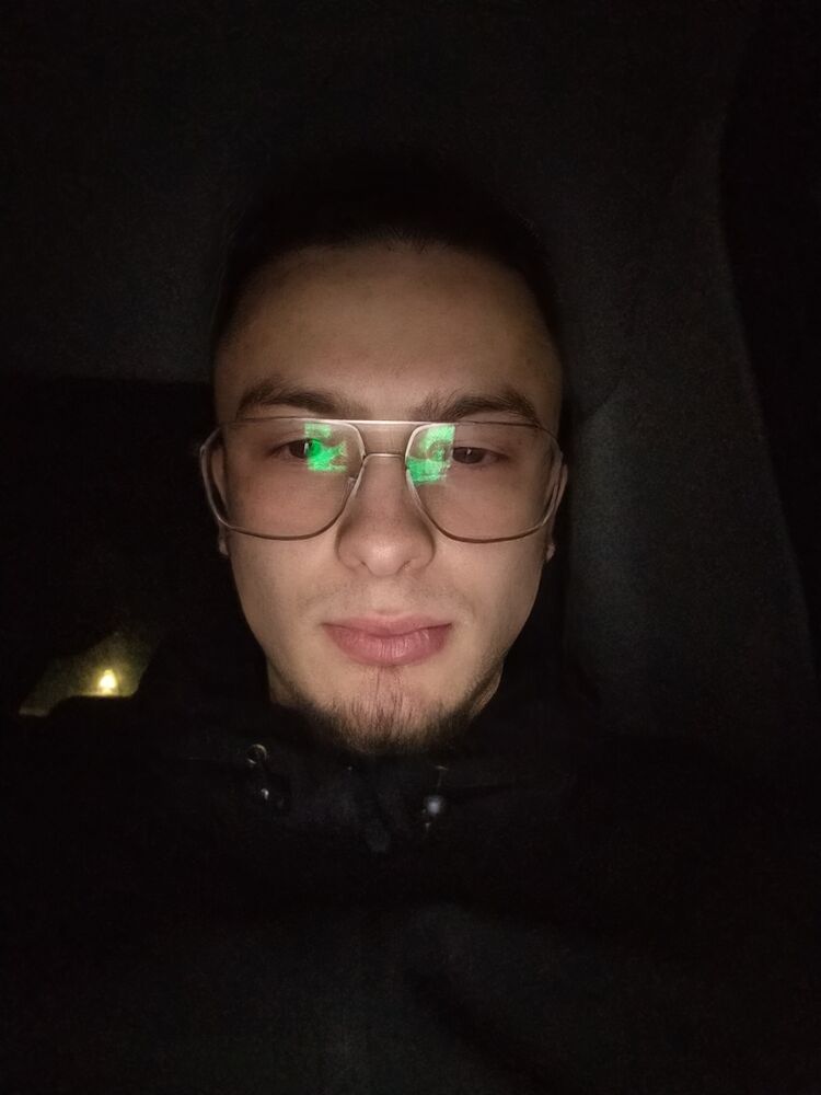  48509042  , 21 ,    