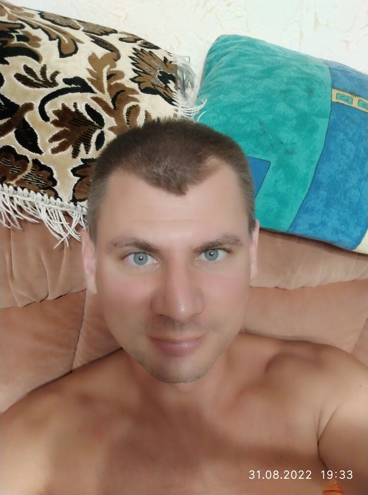 ,   Alexx, 34 ,   ,   