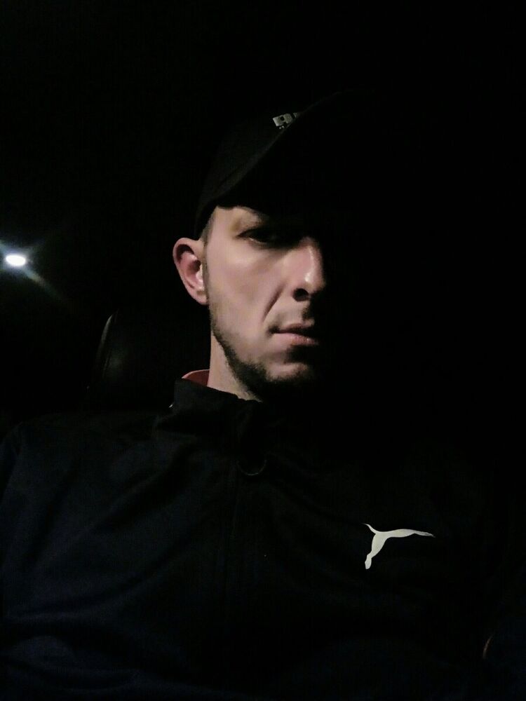  22518732  , 37 ,    