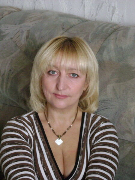  6909532  Anna, 58 ,    