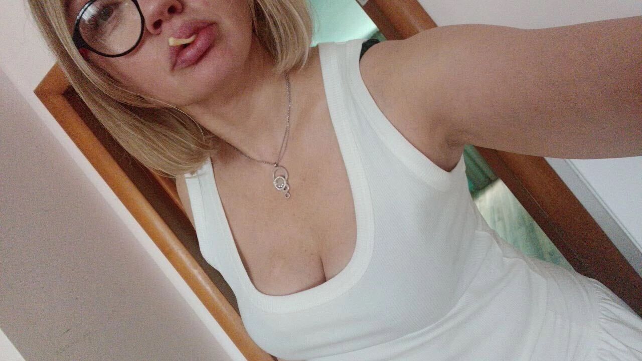  45763852  , 24 ,    -