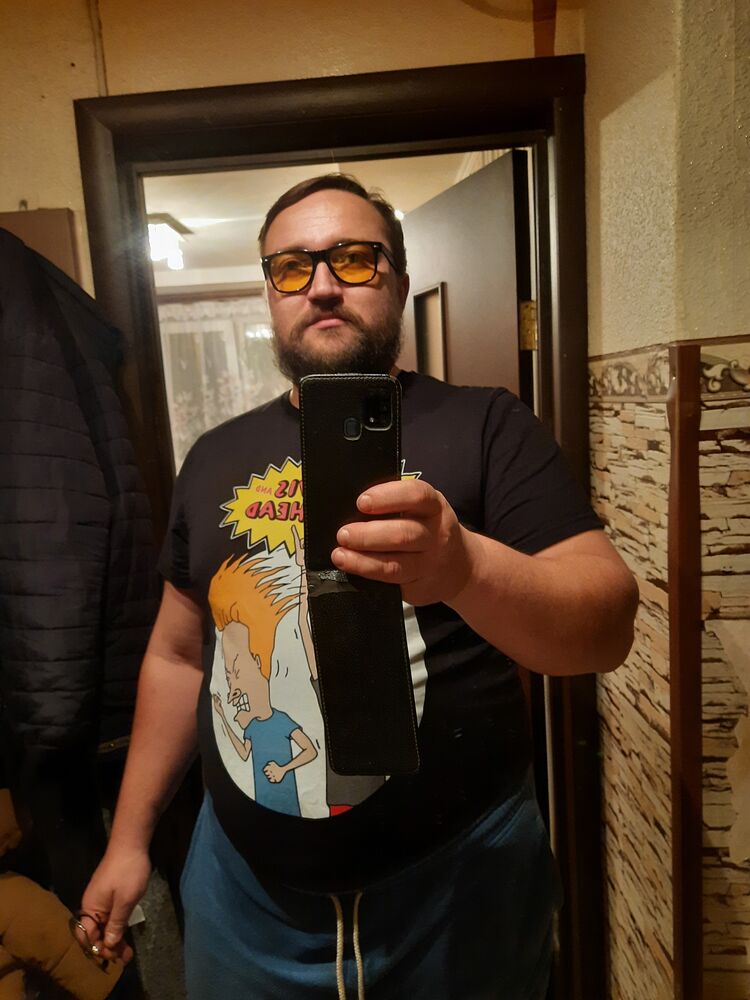  48457772  , 37 ,    