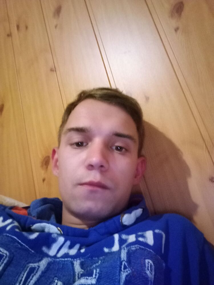  30534102  Serhii, 27 ,    