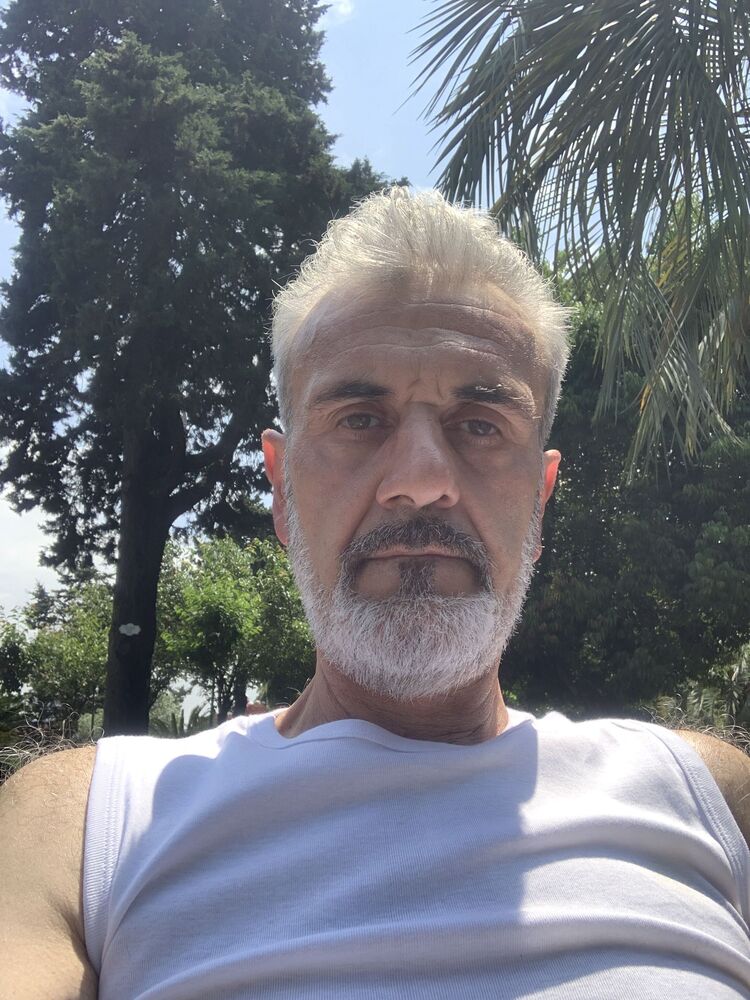  51897292  Zurab, 57 ,    
