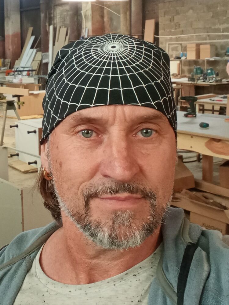  42885442  , 59 ,    