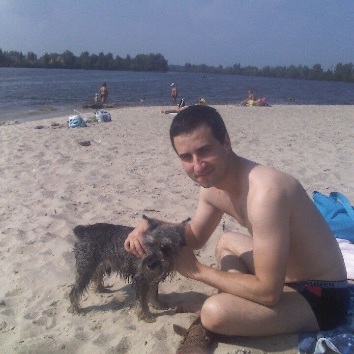  ,   Andrei, 46 ,   ,   , c 