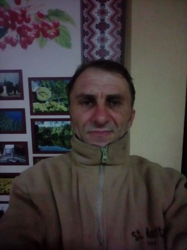  24468582  Sergei, 47 ,    