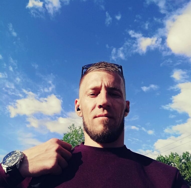  -,   , 37 ,  