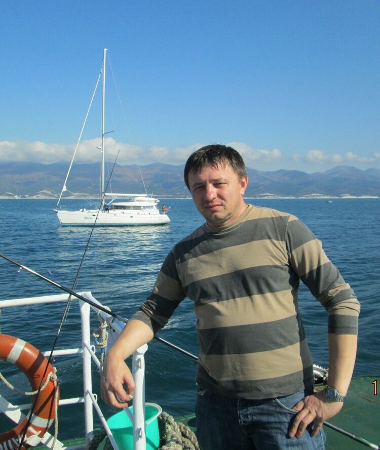  ,   Nik, 52 ,   ,   , c 