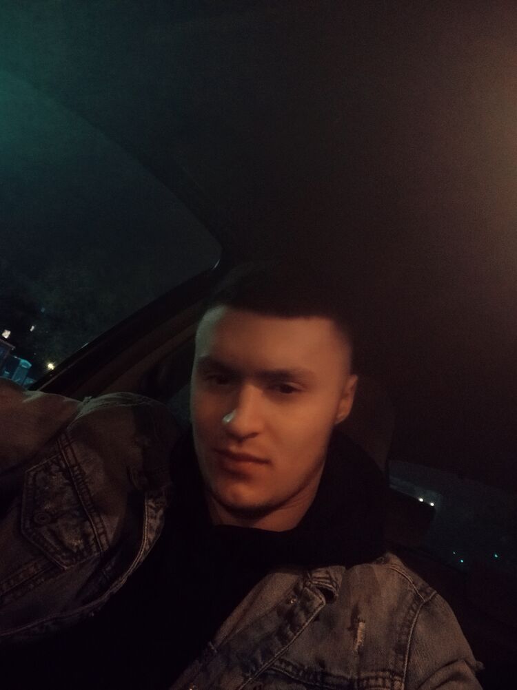  23079832  , 27 ,    