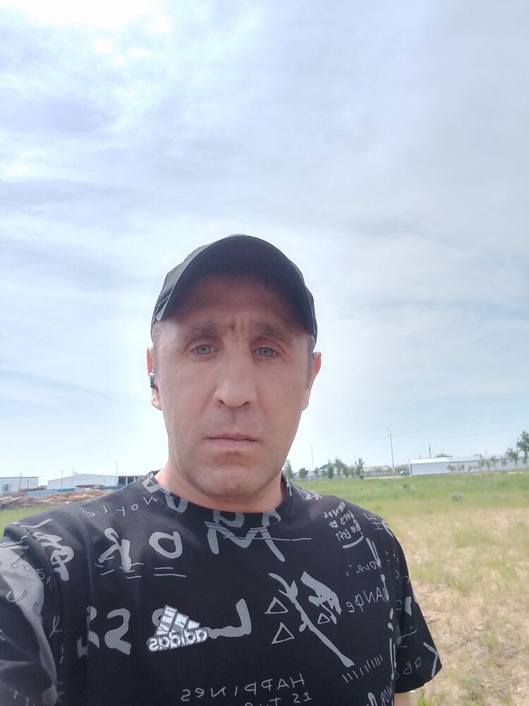  43759262  Maksim, 39 ,    
