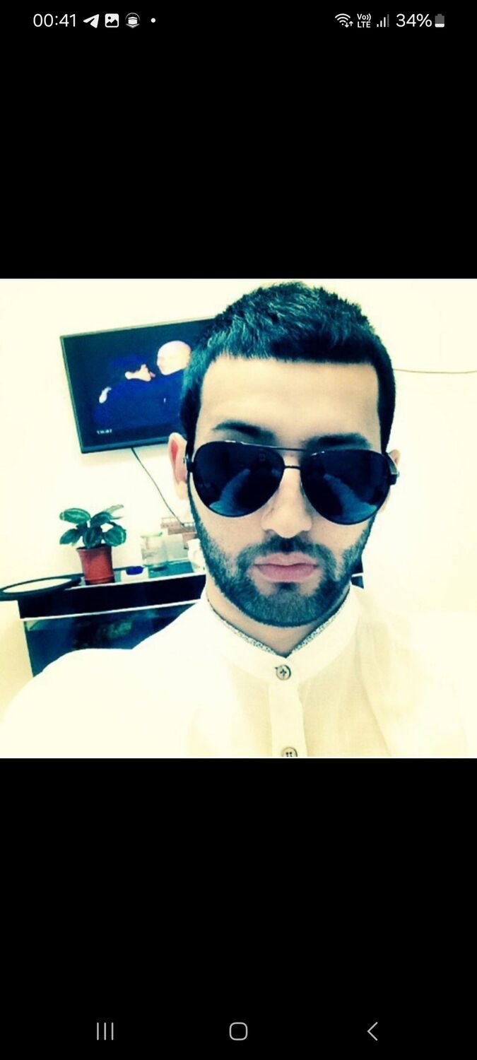  45703292  Abduvoris, 34 ,    