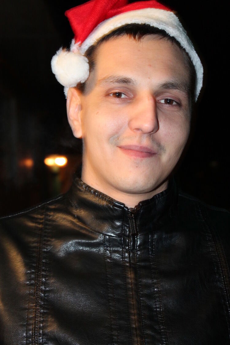  ,   Alex, 35 ,   ,   , c 