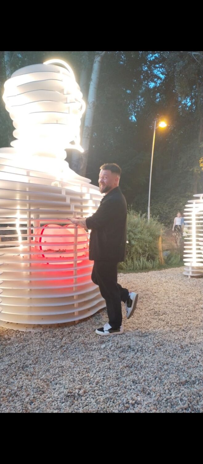  53299932  , 31 ,    --