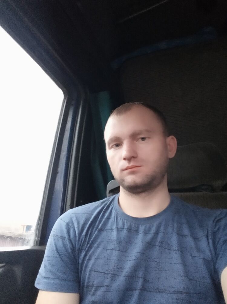  18801572  , 34 ,    