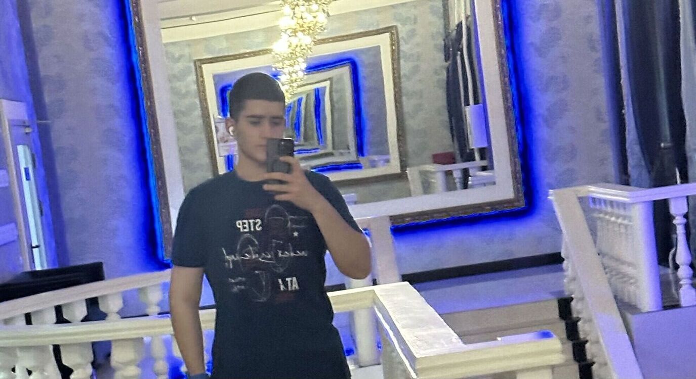  36807842  , 21 ,    