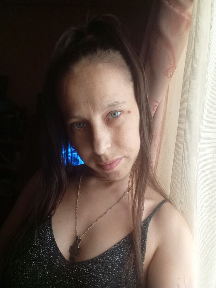  53701312  Aleksa, 33 ,    