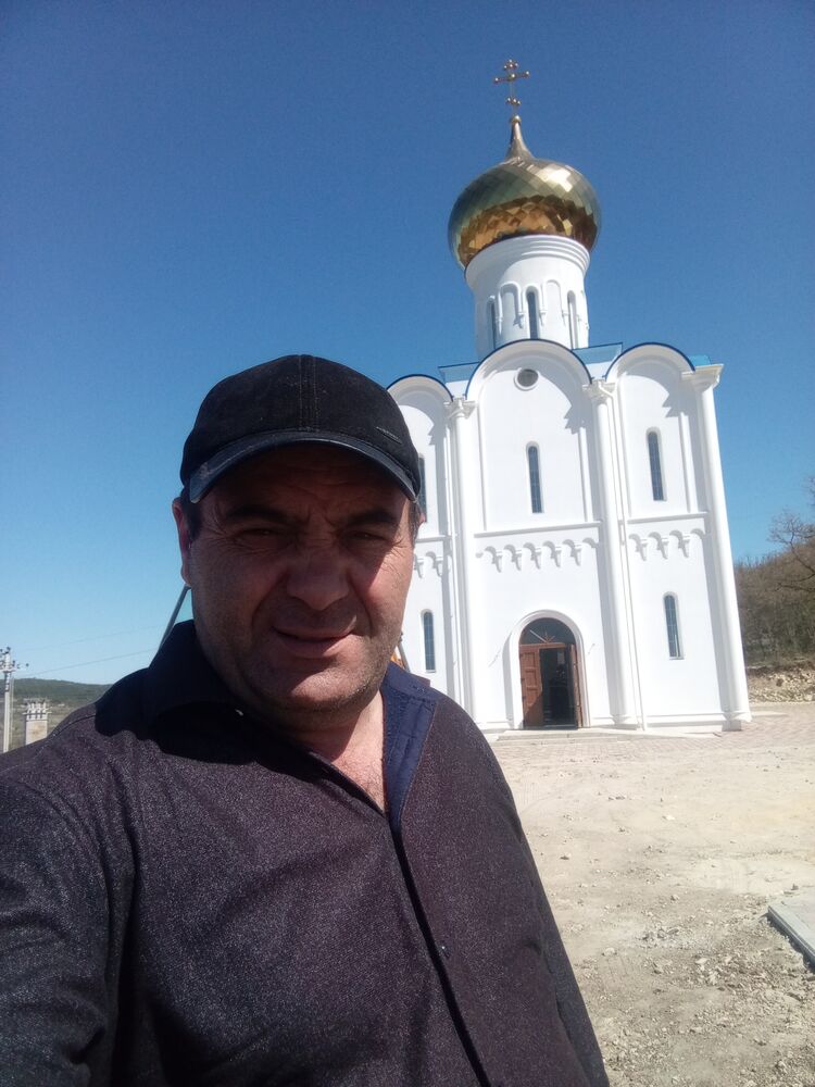  ,   Armen, 48 ,   ,   