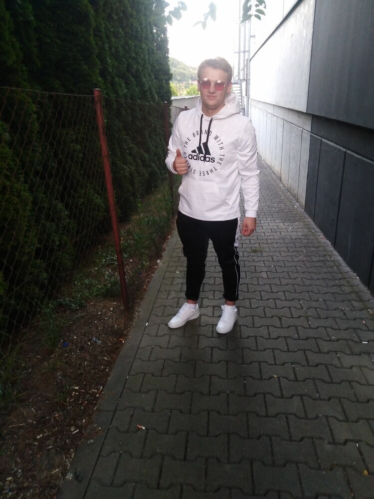 ���� 16701992 ������� Artur, 27 ���, ���� ���������� � �������