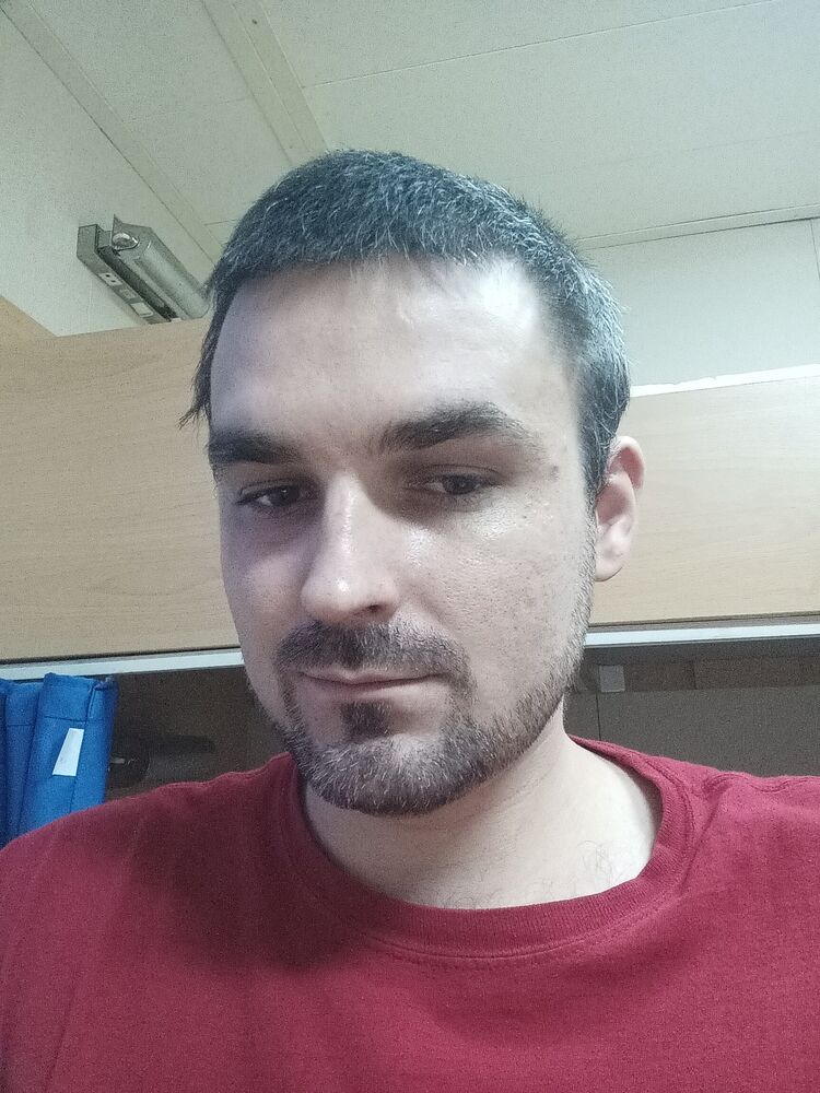  24379742  , 35 ,    