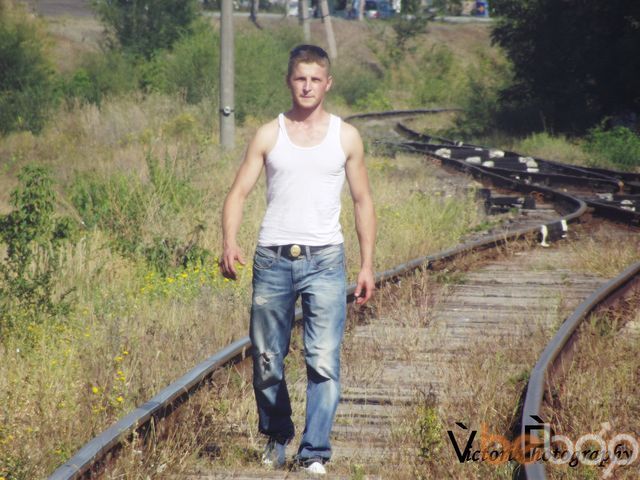  1282532  Anders, 36 ,    