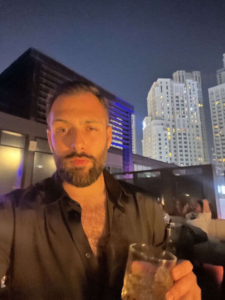  37340382  Yakup, 32 ,    