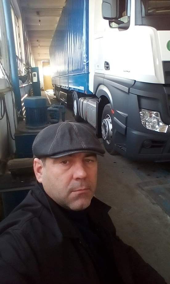  31044172  , 53 ,    