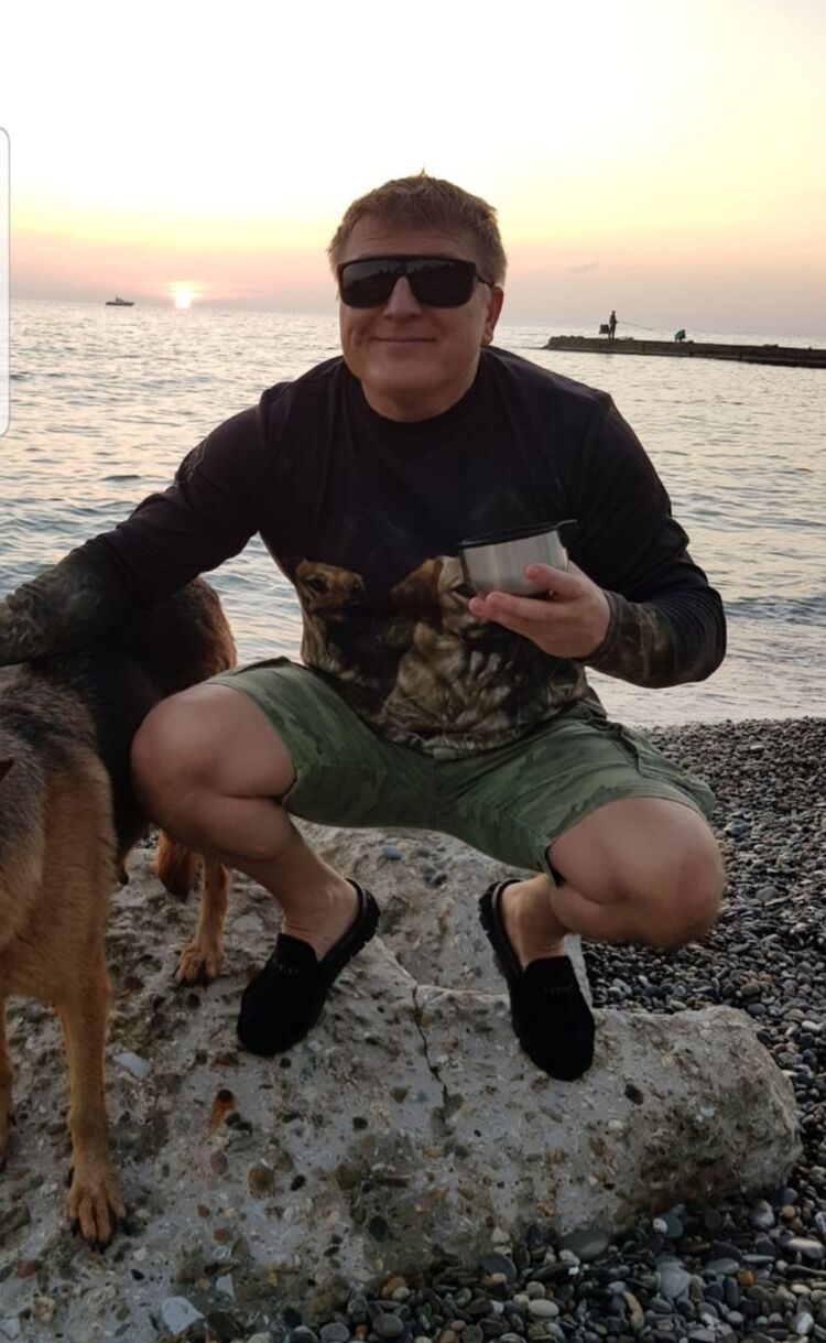  53912222  , 44 ,    --