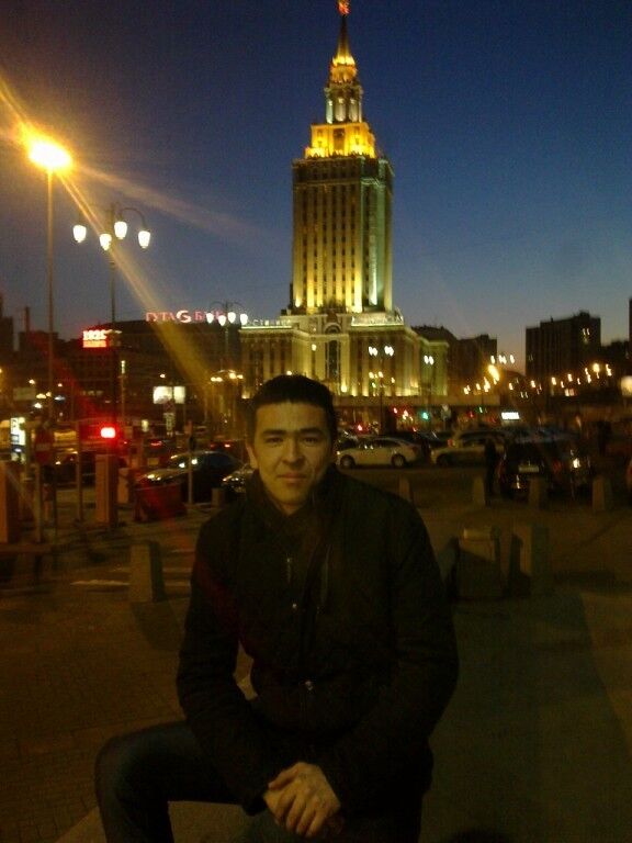  ,   Bob, 35 ,   ,   , c 