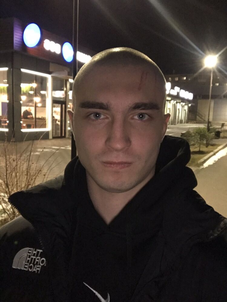  43728272  , 23 ,    