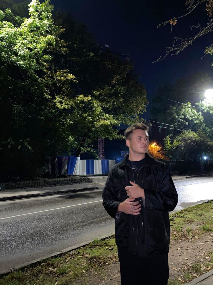 ���� 48975432 ����� ������, 23 ����, ���� ���������� � ������������