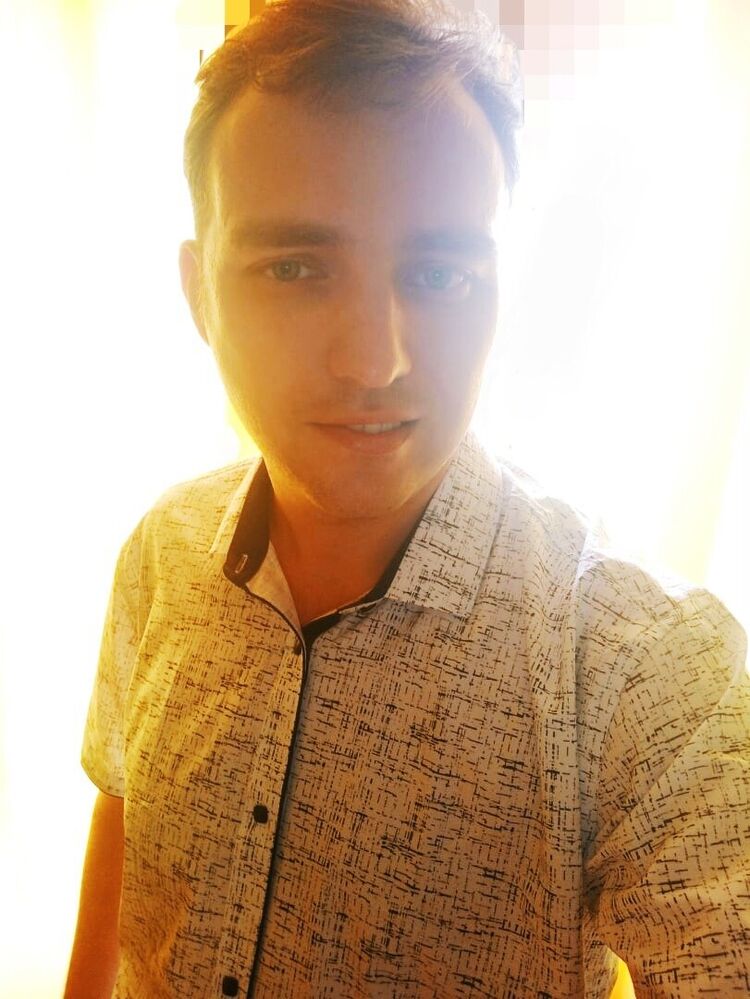  ,   Paul, 37 ,   ,   , c , 