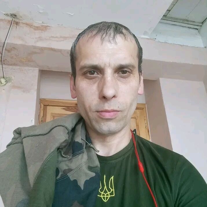  35928172  , 43 ,    