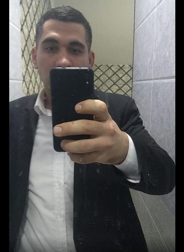  25689622  , 37 ,    