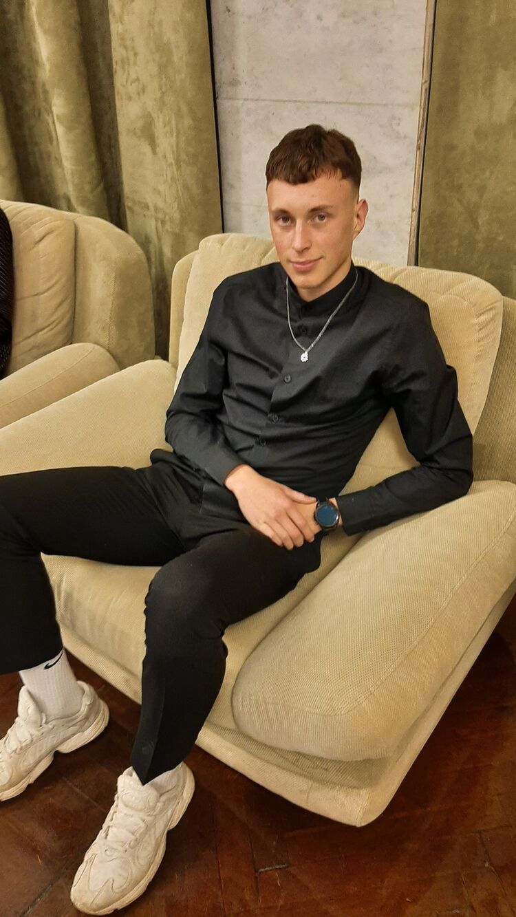  -,   , 22 ,   ,   , 