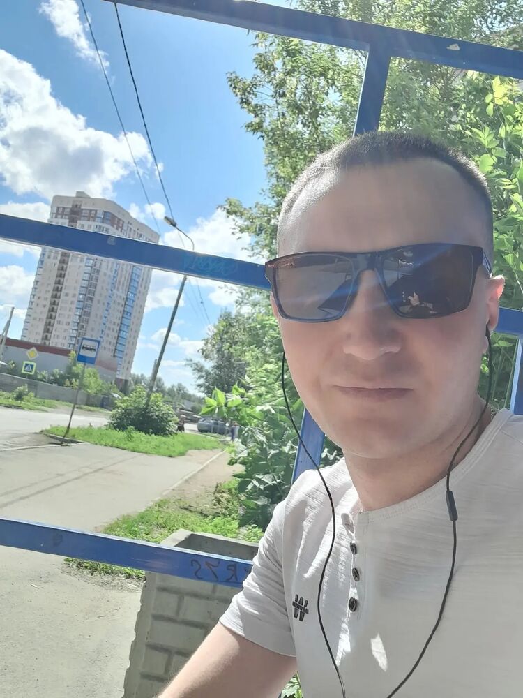  ,   Valery, 33 ,     , c 