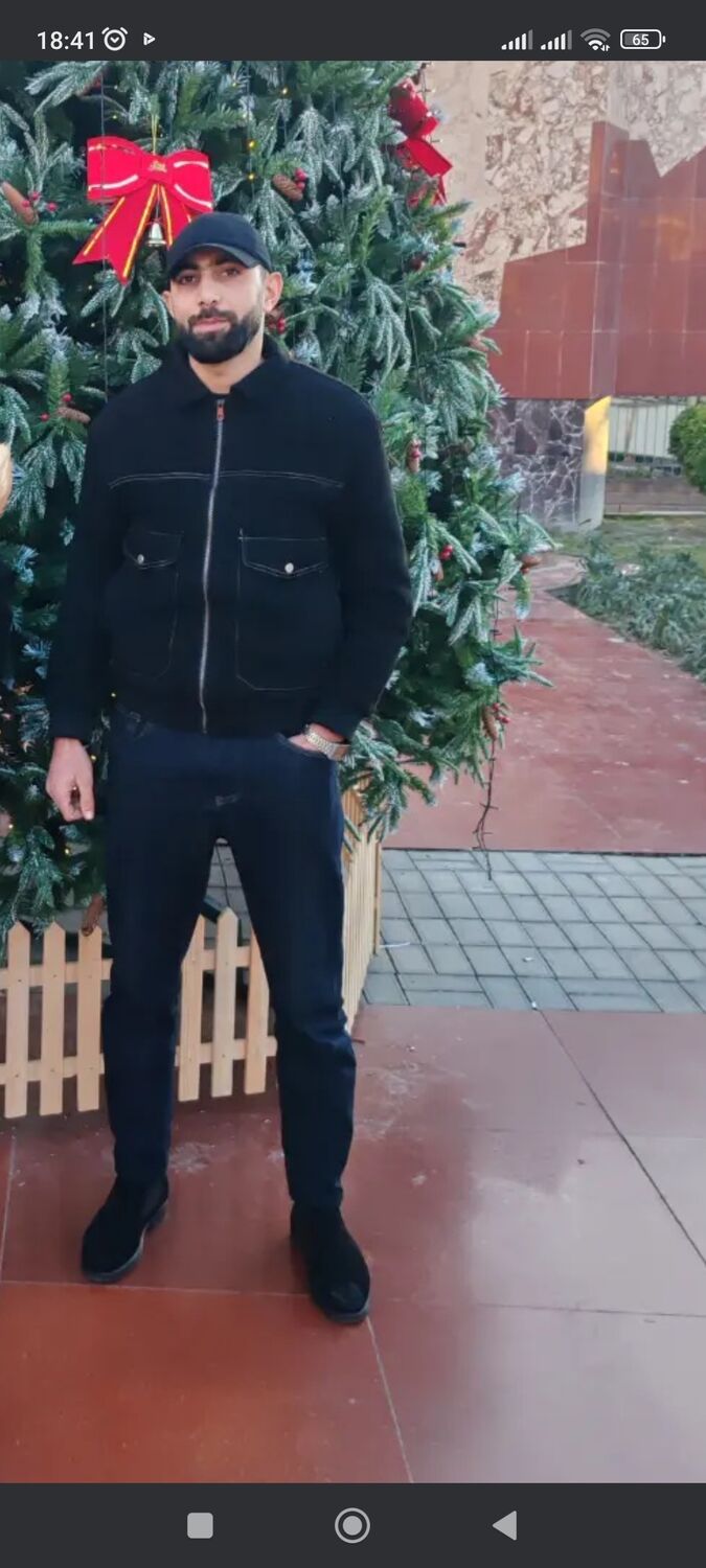  49454942  Soltan, 34 ,    