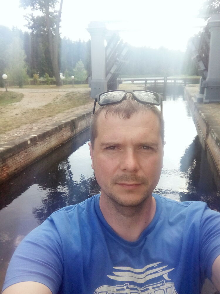 ���� 16758402 ������� ����, 44 ����, ���� ���������� � ������