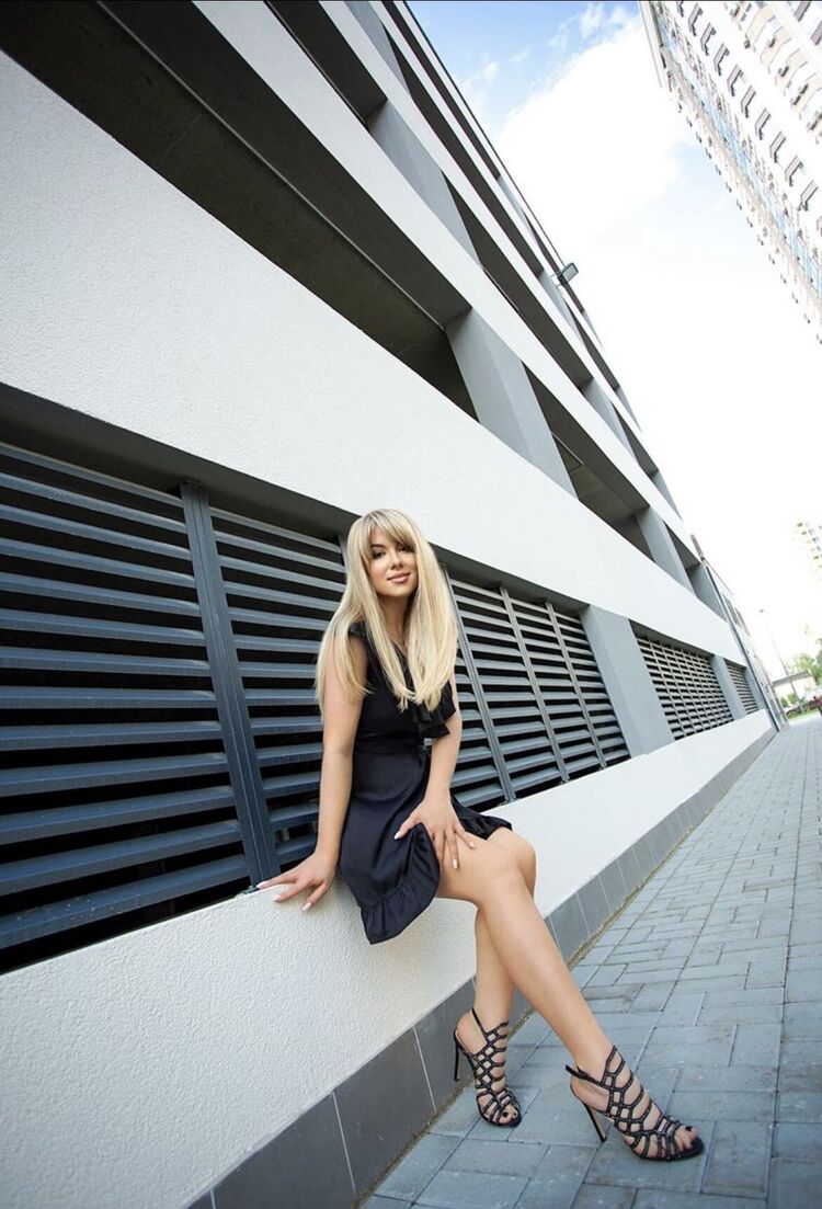  26189152  Mari, 33 ,    