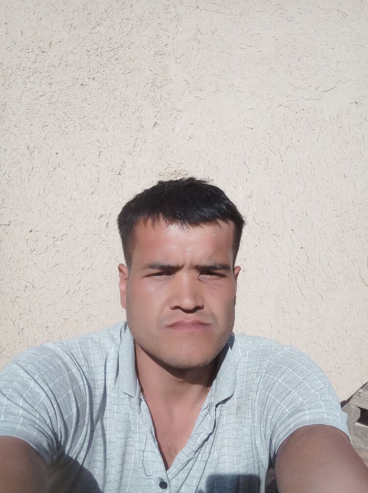  33725552  Dilshodbek, 30 ,    